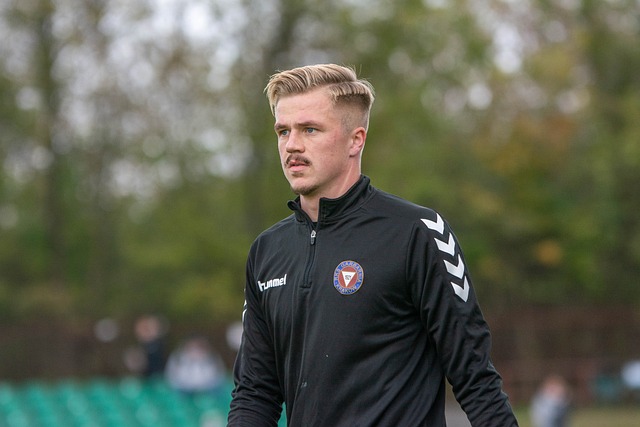 但本泽马却 但本泽马却